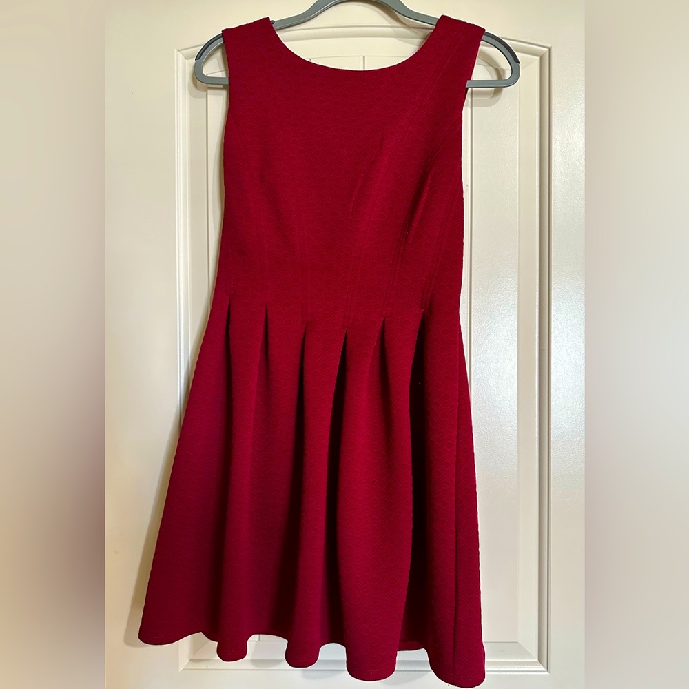 Vintage City Triangles Maroon Fit and Flare Dress, Size 9 (Juniors)